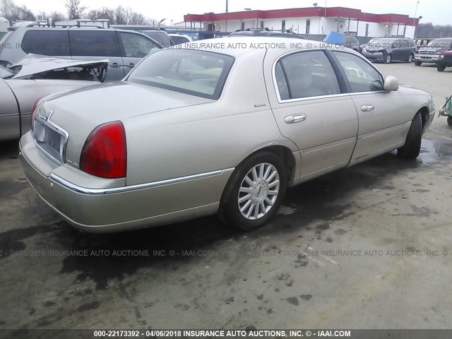1LNHM81W14Y628368 - 2004 LINCOLN TOWN CAR EXECUTIVE/SIGNATURE ბეჟი ფოტო 4