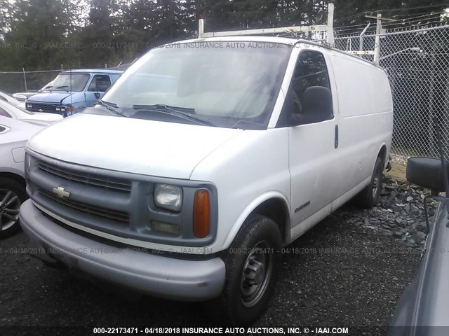 1GCHG35R7X1110684 - 1999 CHEVROLET EXPRESS G3500  WHITE photo 2