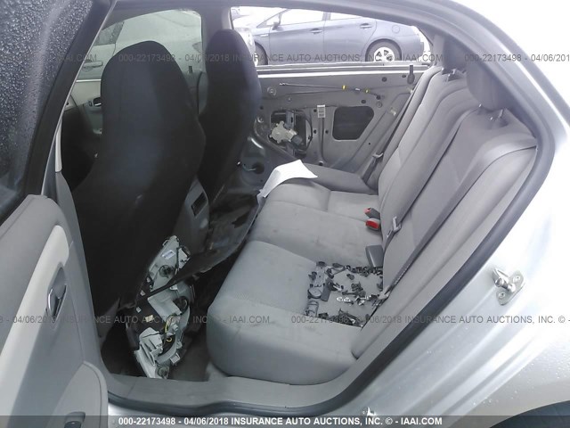 1G1ZB5EB0A4119856 - 2010 CHEVROLET MALIBU LS ვერცხლისფერი ფოტო 8