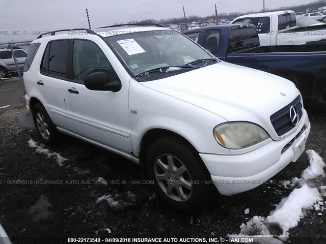 4JGAB72E0XA122440 - 1999 MERCEDES-BENZ ML 430 白色 照片 1