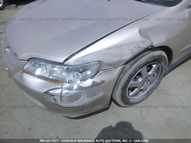 JHMCG5679YC013526 - 2000 HONDA ACCORD SE GOLD photo 6