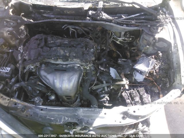 4T1BF3EK2BU618897 - 2011 TOYOTA CAMRY SE/LE/XLE WHITE photo 10