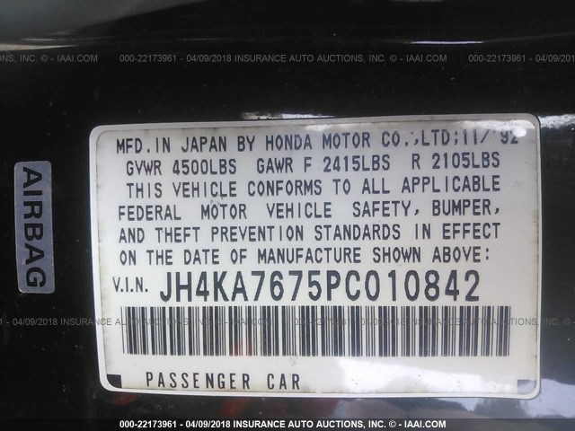 JH4KA7675PC010842 - 1993 ACURA LEGEND LS BLACK photo 9