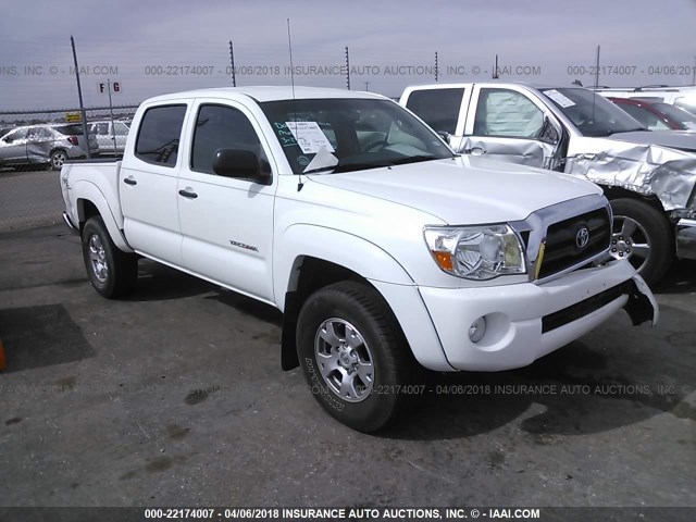 3TMJU62N48M060490 - 2008 TOYOTA TACOMA DOUBLE CAB PRERUNNER WHITE photo 1