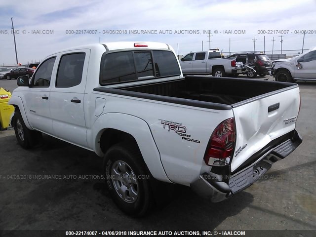 3TMJU62N48M060490 - 2008 TOYOTA TACOMA DOUBLE CAB PRERUNNER WHITE photo 3