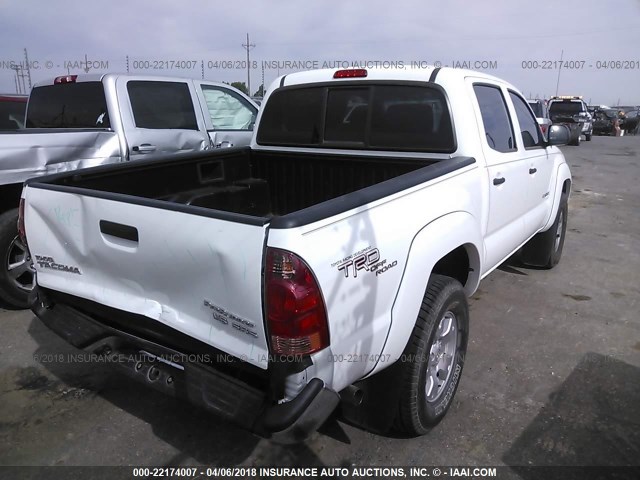 3TMJU62N48M060490 - 2008 TOYOTA TACOMA DOUBLE CAB PRERUNNER WHITE photo 4