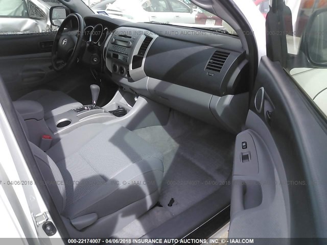 3TMJU62N48M060490 - 2008 TOYOTA TACOMA DOUBLE CAB PRERUNNER WHITE photo 5