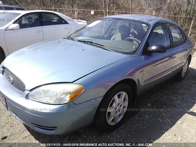 1FAFP53U96A178032 - 2006 FORD TAURUS SE SILVER photo 2