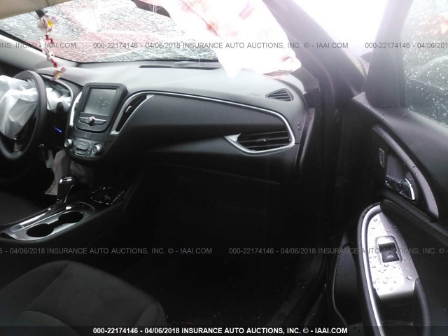 1G1ZC5ST2JF174050 - 2018 CHEVROLET MALIBU LS 黑色 照片 5