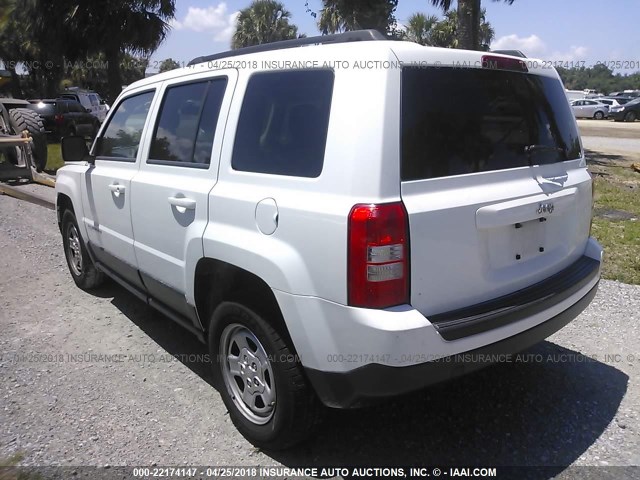 1C4NJPBB1FD304854 - 2015 JEEP PATRIOT SPORT WHITE photo 3