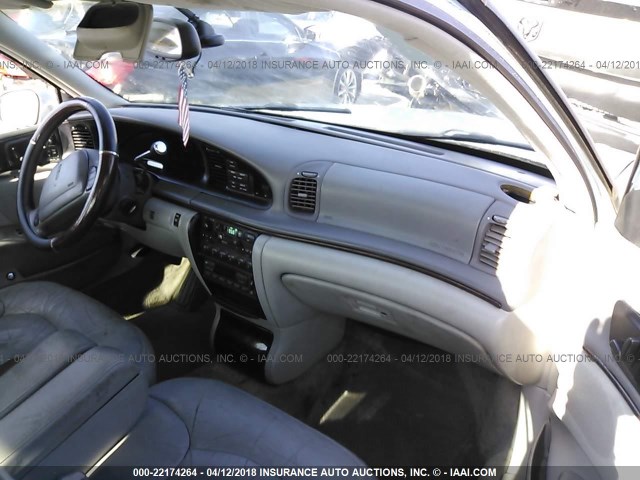 1LNLM97V3VY673862 - 1997 LINCOLN CONTINENTAL  Բաց կապույտ լուսանկար 5