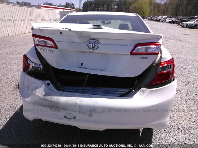 4T1BF1FK0EU743825 - 2014 TOYOTA CAMRY L/SE/LE/XLE WHITE photo 6