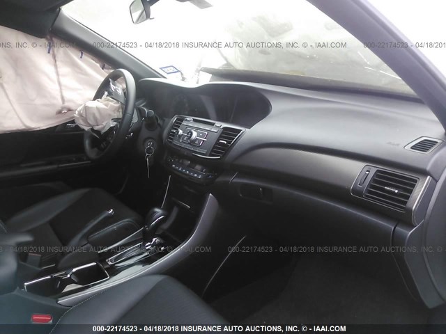 1HGCR2F63GA066509 - 2016 HONDA ACCORD SPORT 白色 照片 5