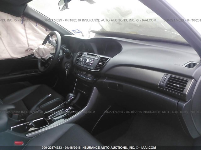 1HGCR2F63GA066509 - 2016 HONDA ACCORD SPORT WHITE photo 5