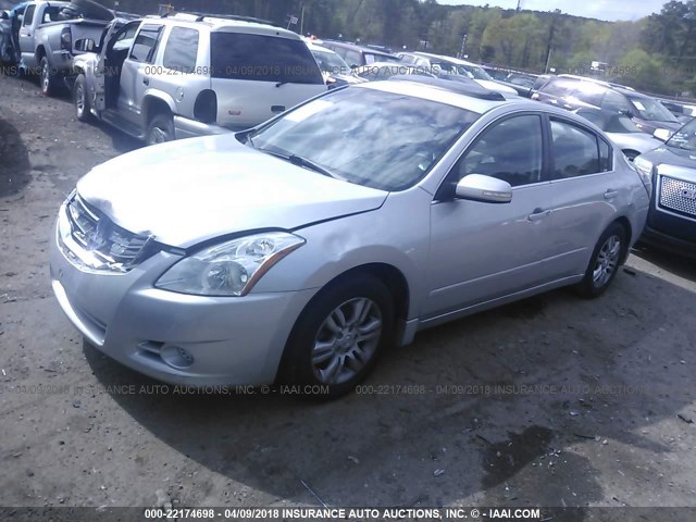 1N4AL2AP2BN488351 - 2011 NISSAN ALTIMA S SILVER photo 2