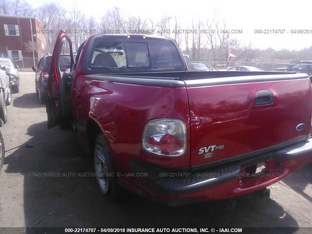 2FTRF07363CA57418 - 2003 FORD F150 SVT LIGHTNING RED photo 3