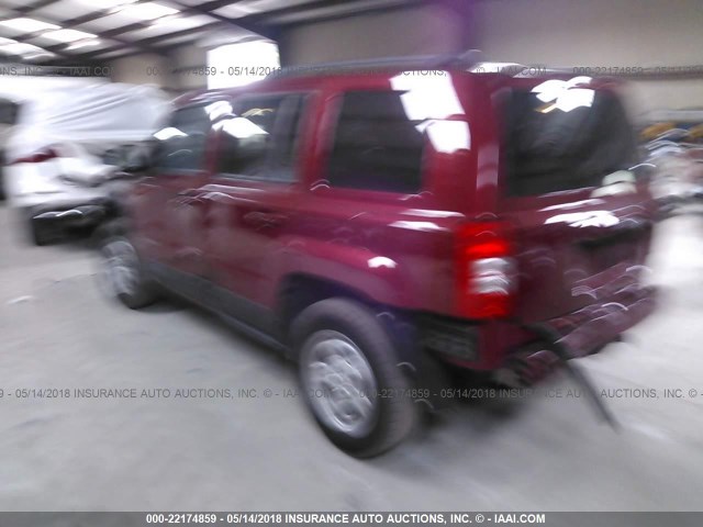 1C4NJPBB0HD157459 - 2017 JEEP PATRIOT SPORT RED photo 3