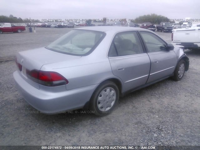 1HGCF86642A025388 - 2002 HONDA ACCORD VALUE SILVER photo 4