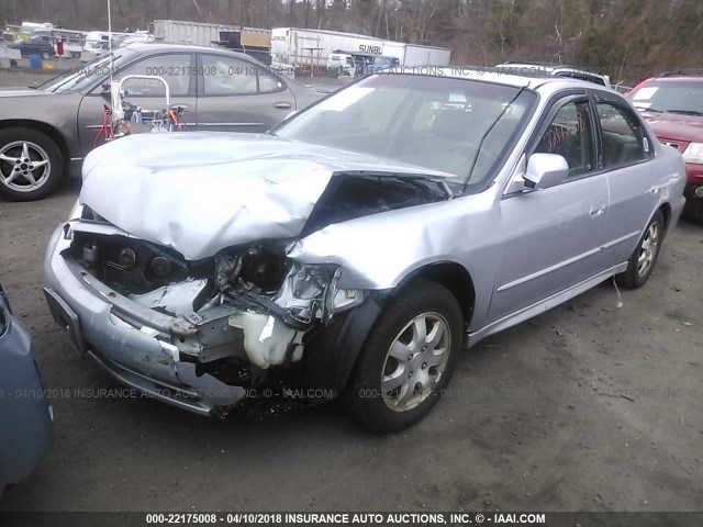 1HGCG65832A144652 - 2002 HONDA ACCORD EX SILVER photo 2