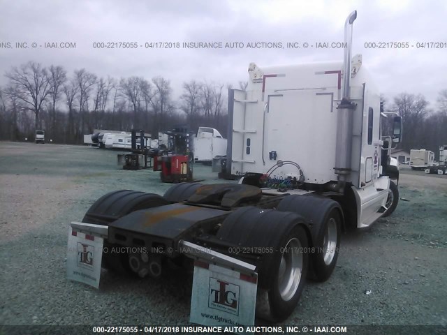 1FUJA6CK97LZ18574 - 2007 FREIGHTLINER CONVENTIONAL COLUMBIA WHITE photo 4