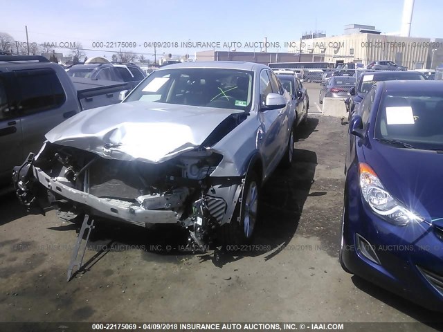 5UXXW3C50F0M89156 - 2015 BMW X4 XDRIVE28I فضي صورة 2