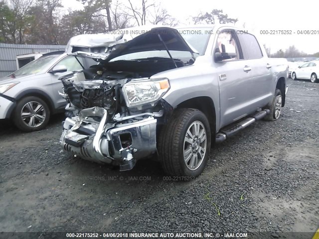 5TFAY5F11EX340783 - 2014 TOYOTA TUNDRA CREWMAX PLATINUM Gümüş foto 2
