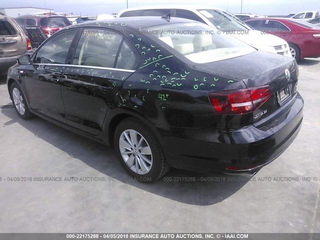 3VWD67AJ8GM363845 - 2016 VOLKSWAGEN JETTA SE BLACK photo 3