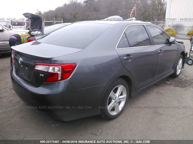 4T1BF1FK4EU408700 - 2014 TOYOTA CAMRY L/SE/LE/XLE GRAY photo 4