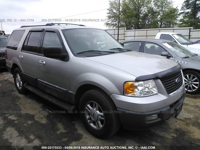 1FMPU16W54LA60229 - 2004 FORD EXPEDITION XLT ვერცხლისფერი ფოტო 1