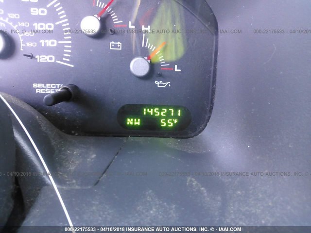 1FMPU16W54LA60229 - 2004 FORD EXPEDITION XLT ვერცხლისფერი ფოტო 7