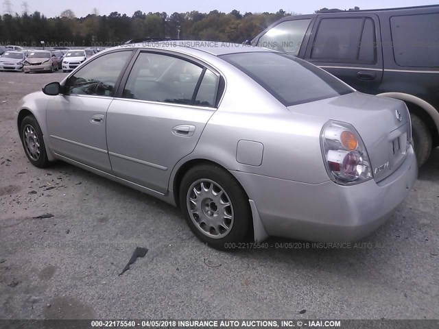 1N4AL11D03C207905 - 2003 NISSAN ALTIMA S/SL SILVER photo 3