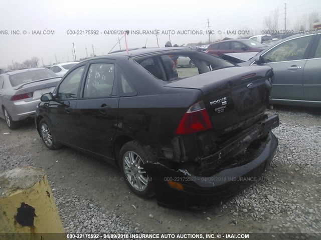 1FAHP34N17W252343 - 2007 FORD FOCUS ZX4/S/SE/SES 黑色 照片 3
