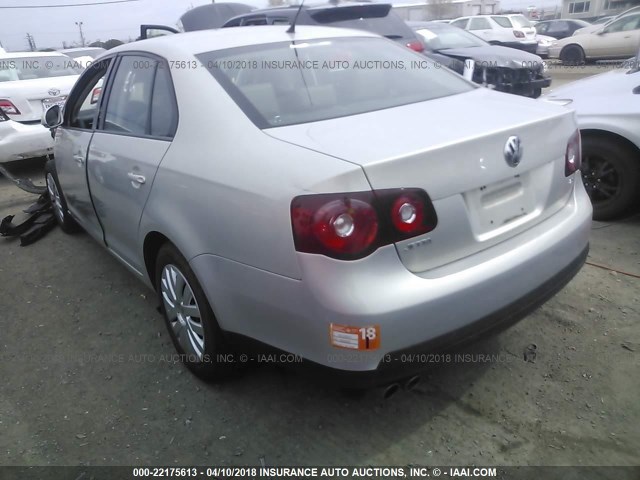 3VWJZ7AJ9AM080808 - 2010 VOLKSWAGEN JETTA S 银色 照片 3