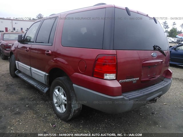 1FMRU15W23LB90753 - 2003 FORD EXPEDITION XLT RED photo 3
