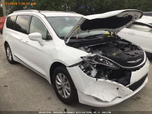 2C4RC1BG0JR204092 - 2018 CHRYSLER PACIFICA TOURING L WHITE photo 15