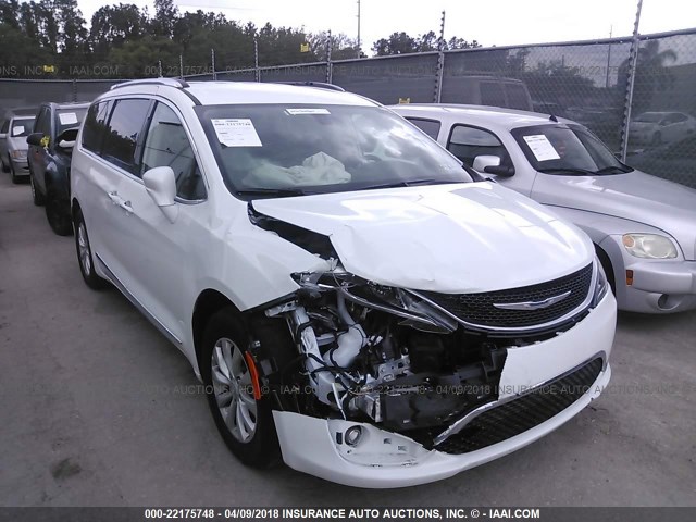 2C4RC1BG0JR204092 - 2018 CHRYSLER PACIFICA TOURING L WHITE photo 6