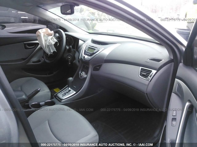 KMHDH4AE8CU273062 - 2012 HYUNDAI ELANTRA GLS/LIMITED SILVER photo 5