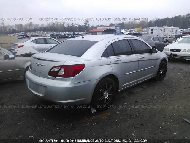 1C3LC46KX7N512130 - 2007 CHRYSLER SEBRING SILVER photo 4