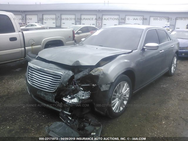 2C3CK6CT2BH612090 - 2011 CHRYSLER 300C GRAY photo 2