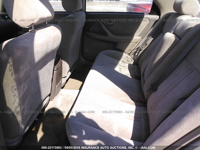 4T1BG22K1YU967697 - 2000 TOYOTA CAMRY CE/LE/XLE SILVER photo 8