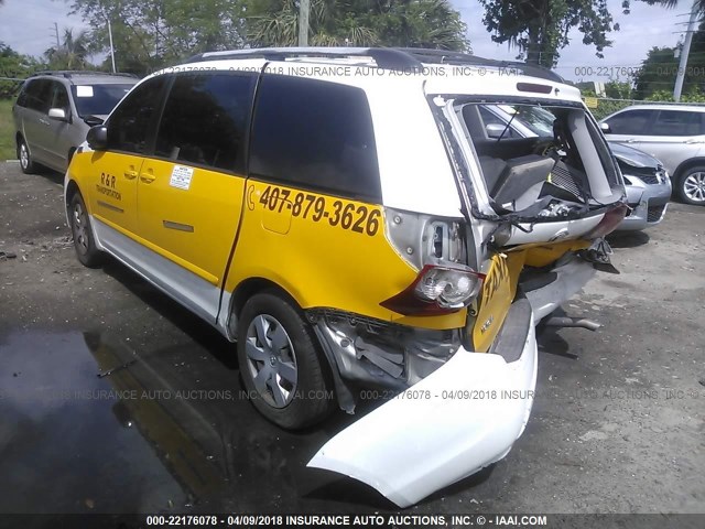 5TDZK23CX8S176842 - 2008 TOYOTA SIENNA CE/LE WHITE photo 3