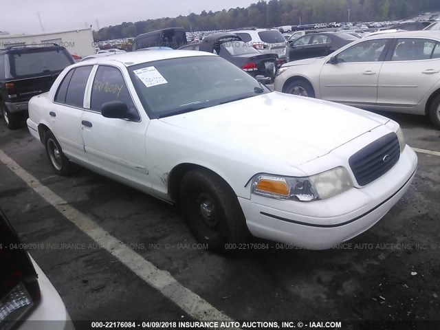 2FAFP71W3YX143660 - 2000 FORD CROWN VICTORIA POLICE INTERCEPTOR WHITE photo 1