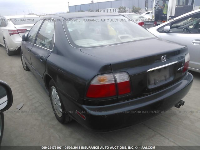 1HGCD5667VA111299 - 1997 HONDA ACCORD EX/EX-R GREEN photo 3