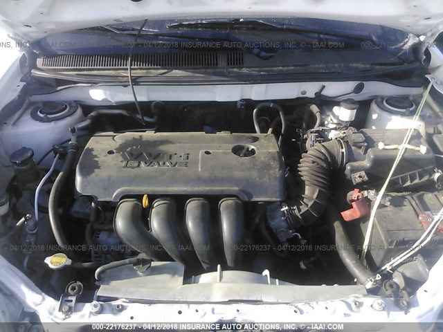 2T1KR32E88C702416 - 2008 TOYOTA COROLLA MATRIX XR WHITE photo 10