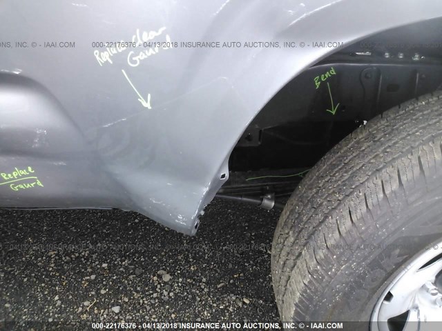 5TFRX5GNXHX100272 - 2017 TOYOTA TACOMA ACCESS CAB/SR/SR5 SILVER photo 6
