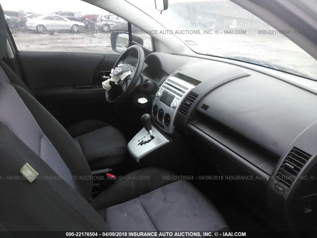 JM1CR293170144629 - 2007 MAZDA 5 SILVER photo 5