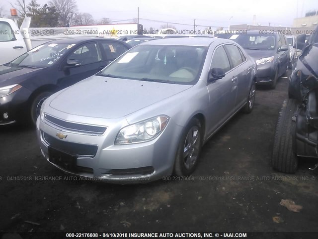 1G1ZB5EB7AF296134 - 2010 CHEVROLET MALIBU LS 银色 照片 2