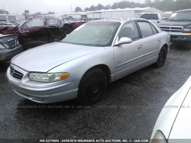 2G4WB52K7Y1255451 - 2000 BUICK REGAL LS 银色 照片 2