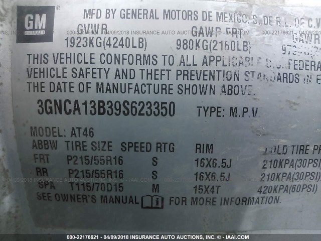 3GNCA13B39S623350 - 2009 CHEVROLET HHR LS SILVER photo 9