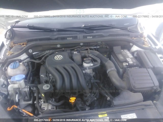 3VW2K7AJ3DM391082 - 2013 VOLKSWAGEN JETTA S 白色 照片 10
